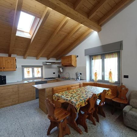 Casa Le Fornaci Lägenhet Ispra Exteriör bild